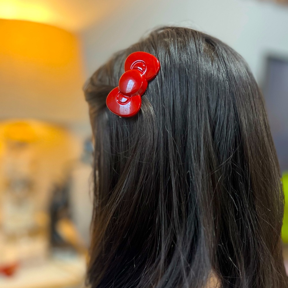 Red Bow Hair Clips - Picture 2 of 3
